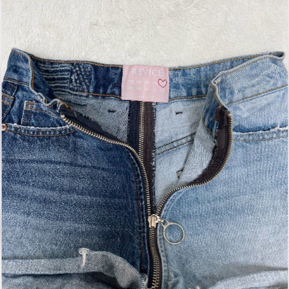 REVICE JEANS Two-Tone Denim Yin Yang Zip-Through Cut-Off Shorts Size 27 - Picture 7 of 7